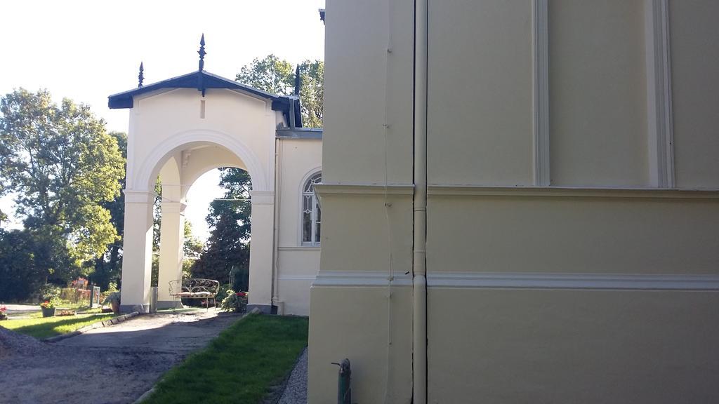 Agroturystyka "Palac W Janowie" Ruang foto