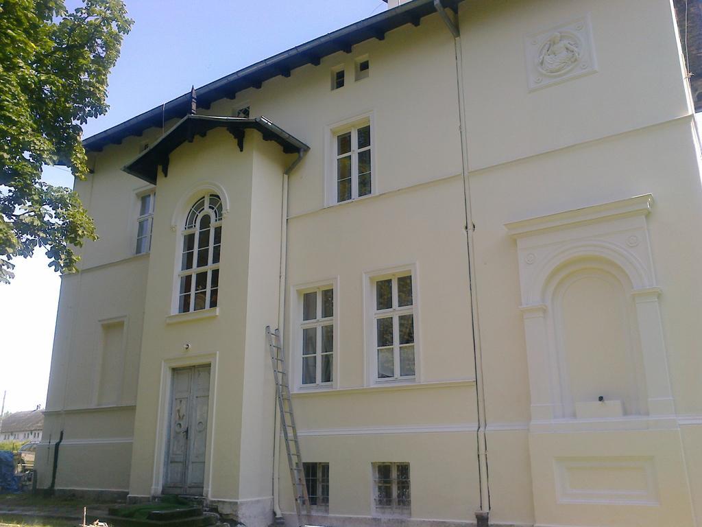 Agroturystyka "Palac W Janowie" Bagian luar foto