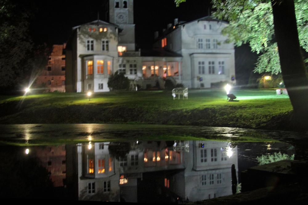 Agroturystyka "Palac W Janowie" Bagian luar foto